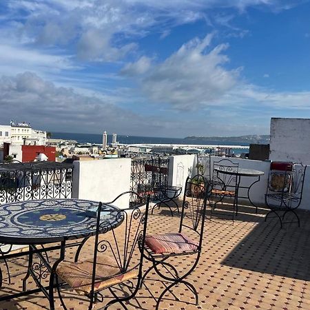 Hostel The Atlas Lion Танжер Екстериор снимка